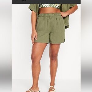 Old Navy Olive Green Women's Pull-On Shorts szL